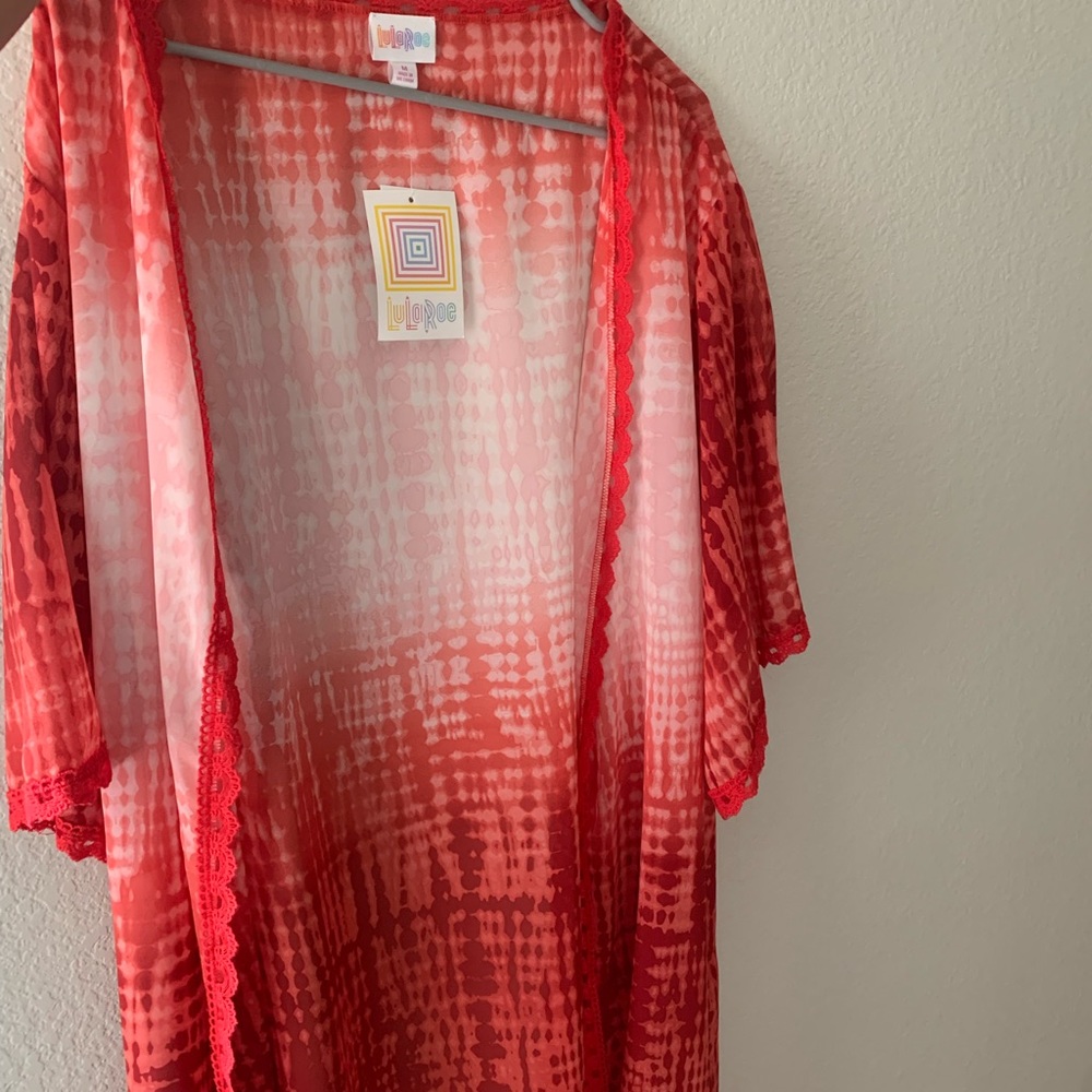 Lularoe NWT Chloe kimono